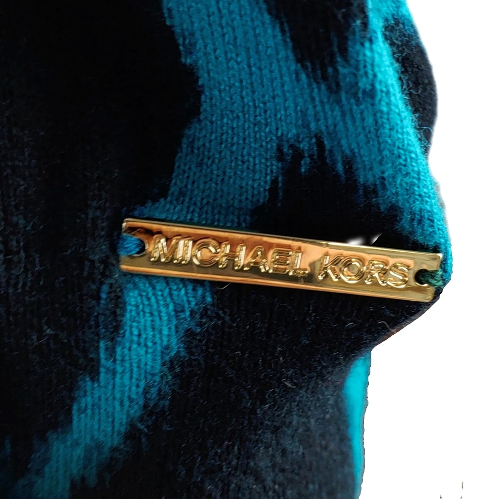 Michael Kors Womens M Blue & Black Giraffe V Neck Knit Top - Picture 2 of 7